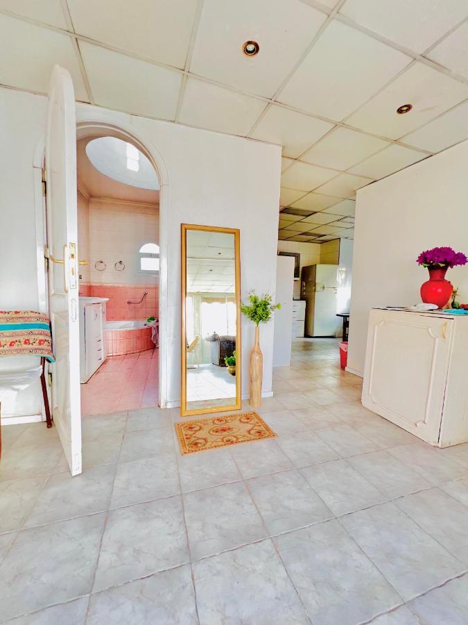 East Luxor Apartments With Nile Views Jazirat al Awwamiyah Luaran gambar